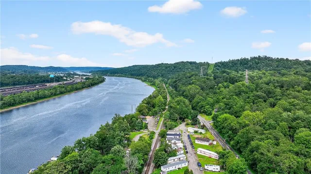 $130,000 | 15 Surf Drive, Unit 1, Bunola, PA 15020