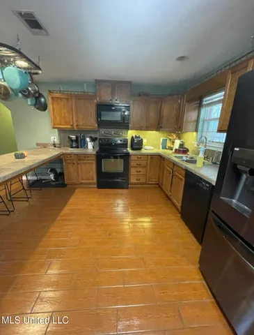 $1,500 | 3075 Highway 614, Moss Point, MS 39562