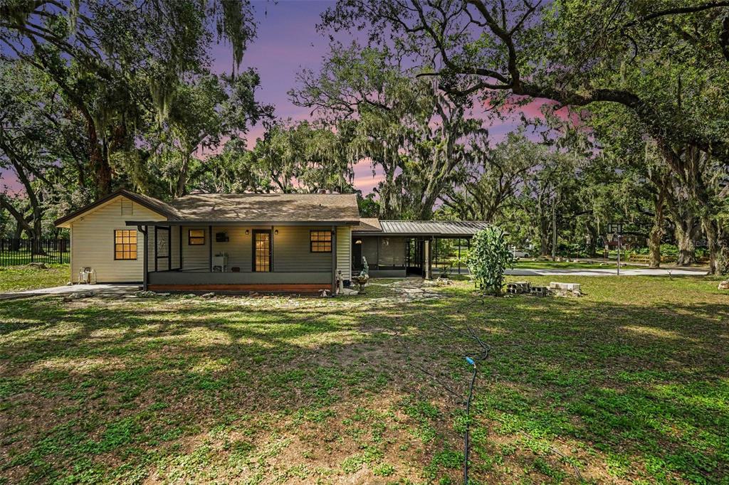 231 Duke Simms Road Brandon, FL 33511 - Photo 3 of 35