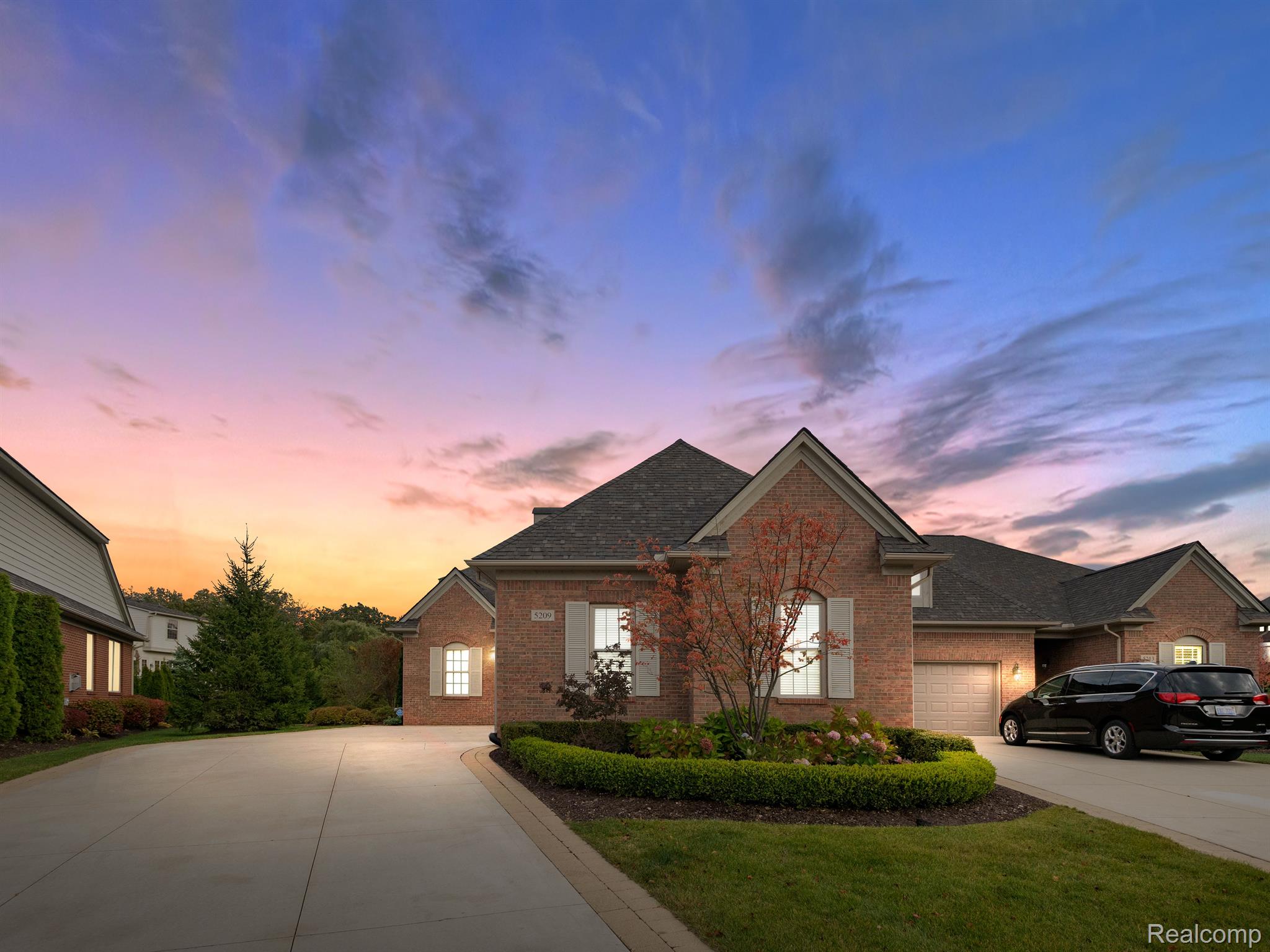 5209 Brecon Court Rochester, MI 48306 - Photo 1 of 17 Gallery Image 1