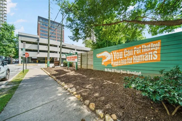 $275,000 | 250 Pharr Road Northeast, Unit 412, Atlanta, GA 30305