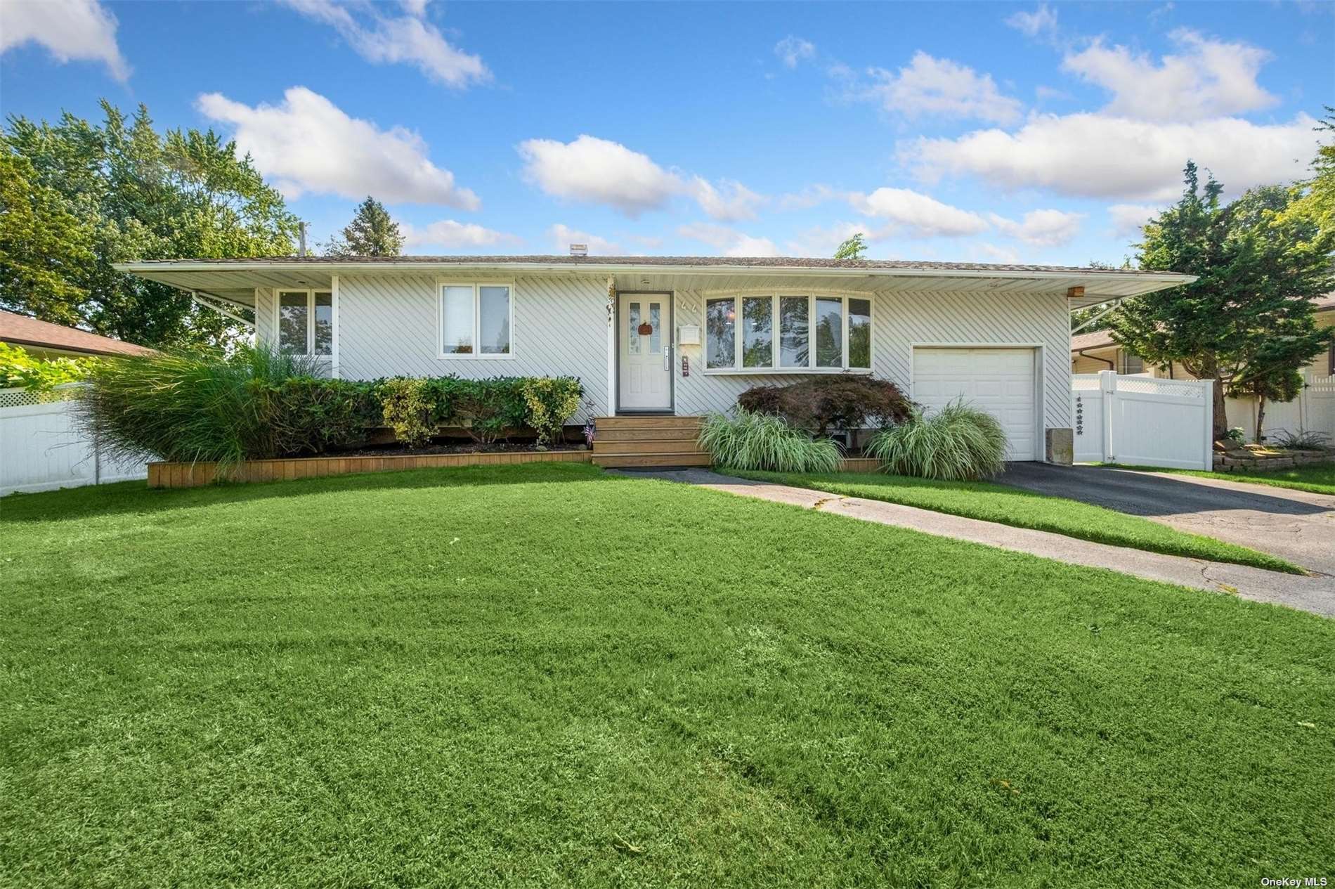 44 Rita Crescent Commack, NY 11725 - Photo 1 of 1 Gallery Image 1