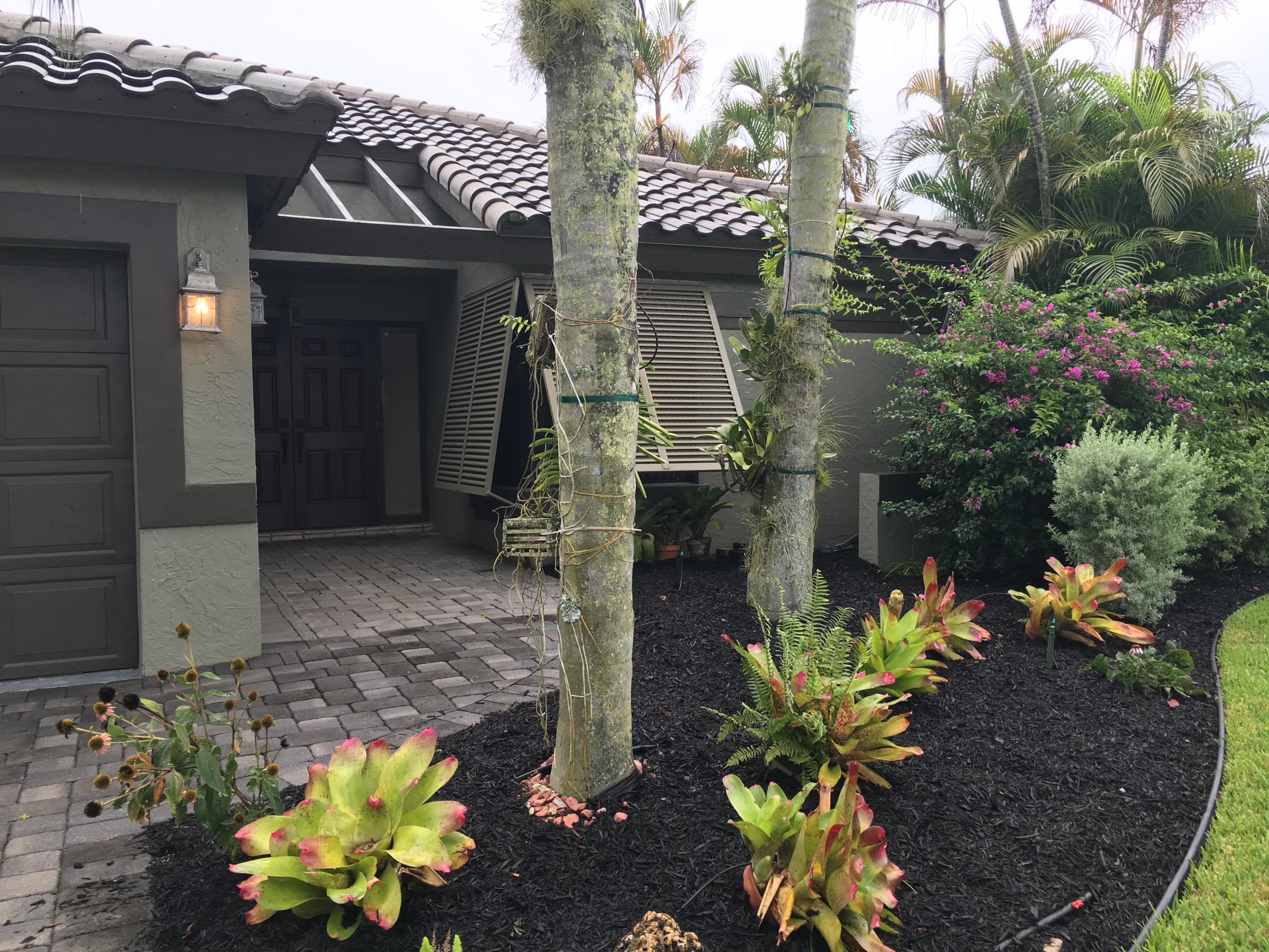 11079 Cloverleaf Circle Boca Raton, FL 33428 - Photo 2 of 44 Beautiful Landscaping & Paver Walkway