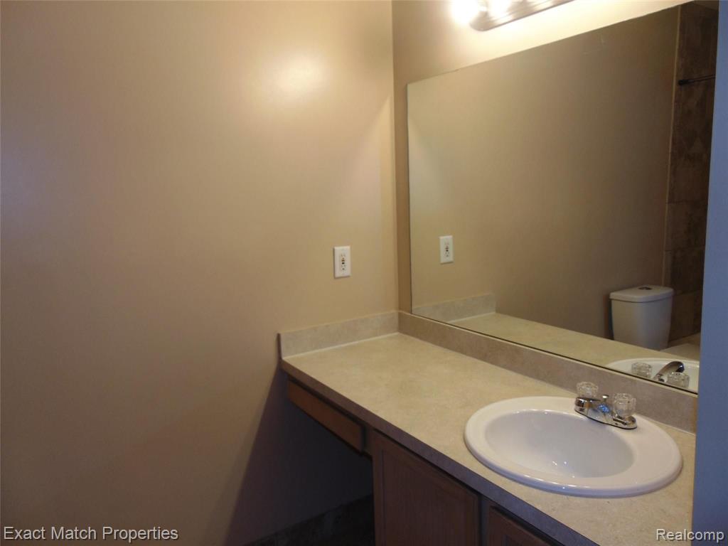 3152 High Pointe Ridge Road Lake Orion, MI 48359 - Photo 17 of 24