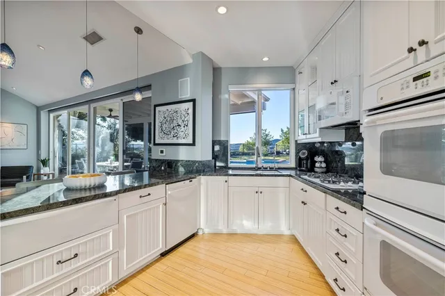 $2,800,000 | 23097 Lowridge Place, Saugus, CA 91390