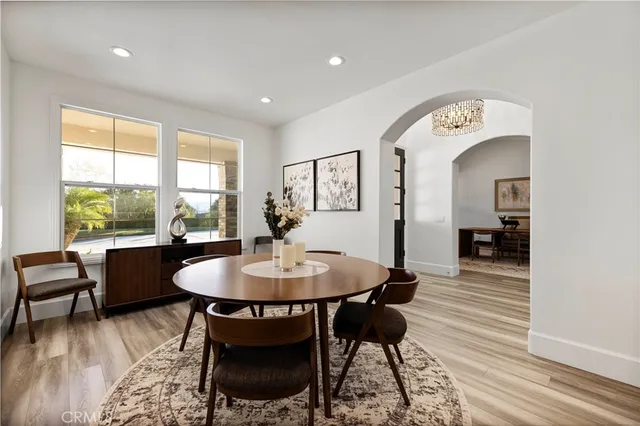 $2,800,000 | 23097 Lowridge Place, Saugus, CA 91390