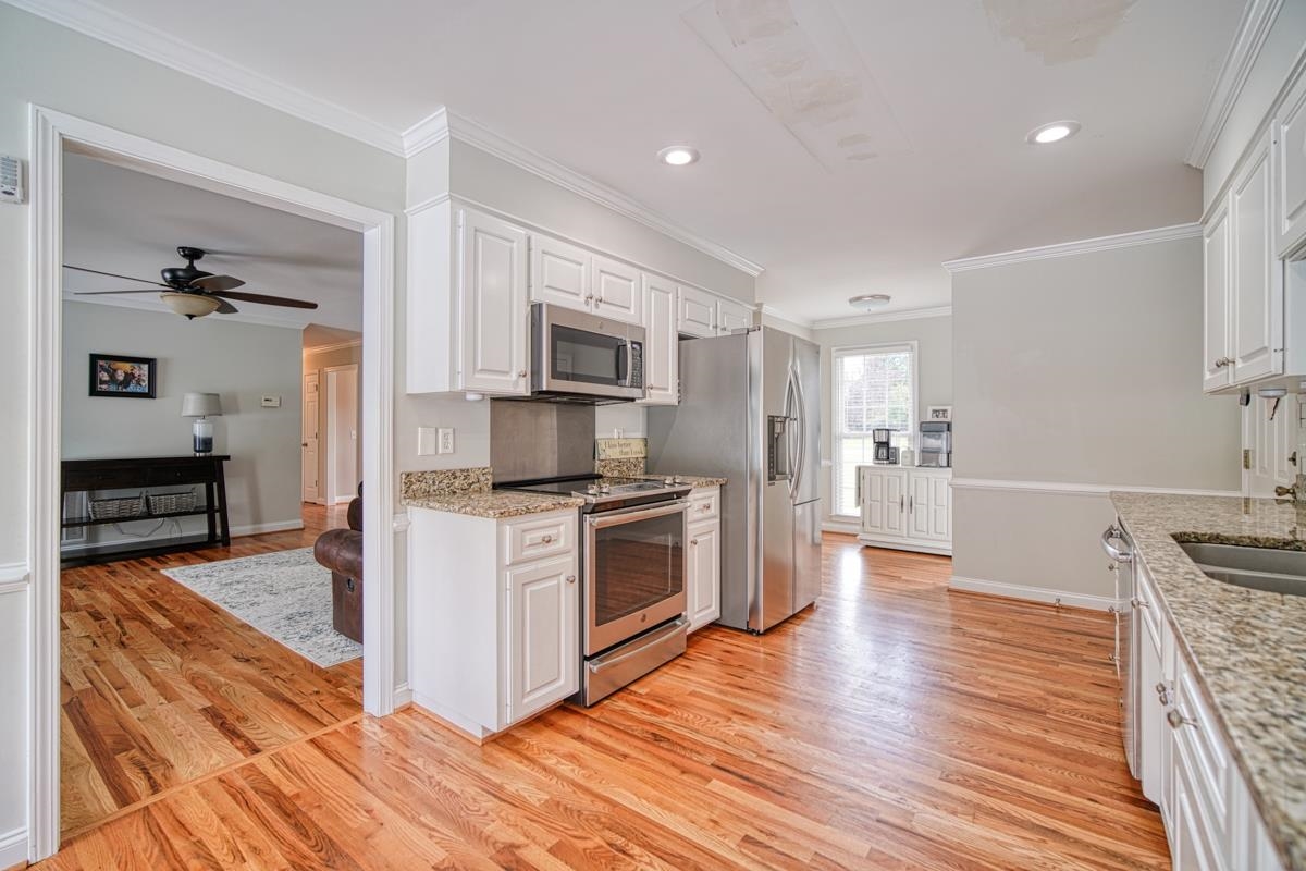 815 Redstone Drive Inman, SC 29349 - Photo 7 of 36