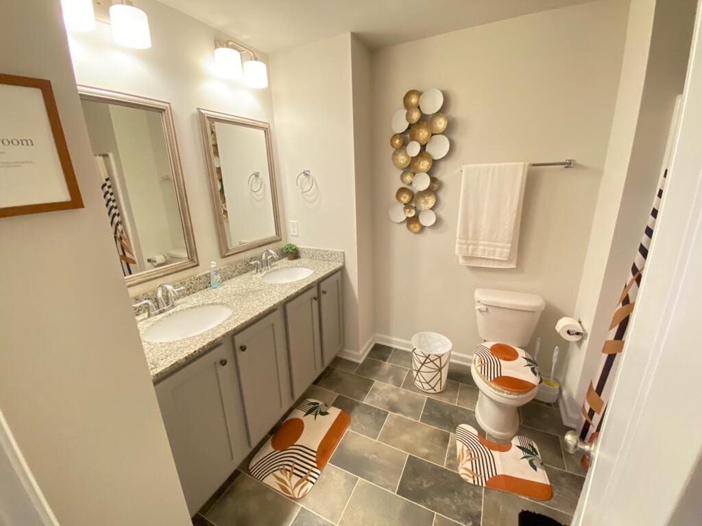 157 Honey Tree Road Columbia, SC 29209 - Photo 11 of 14 Bath