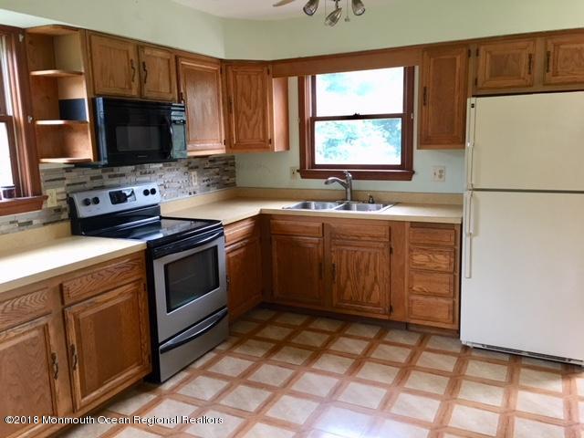 34 Lacey Road Whiting, NJ 08759 - Photo 12 of 22 IMG_0067