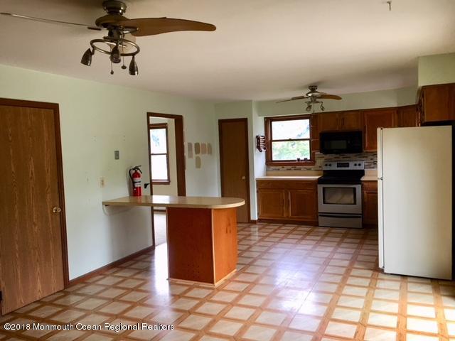 34 Lacey Road Whiting, NJ 08759 - Photo 13 of 22 IMG_0070