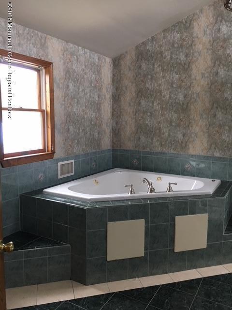 34 Lacey Road Whiting, NJ 08759 - Photo 15 of 22 IMG_0078