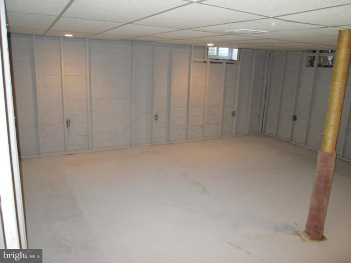12107 Thornton Road Philadelphia, PA 19154 - Photo 19 of 25 Basement