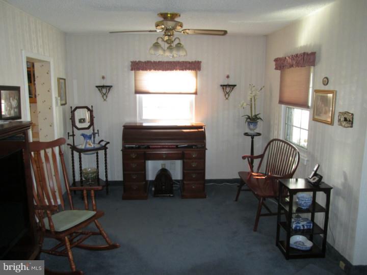 12107 Thornton Road Philadelphia, PA 19154 - Photo 20 of 25 Den