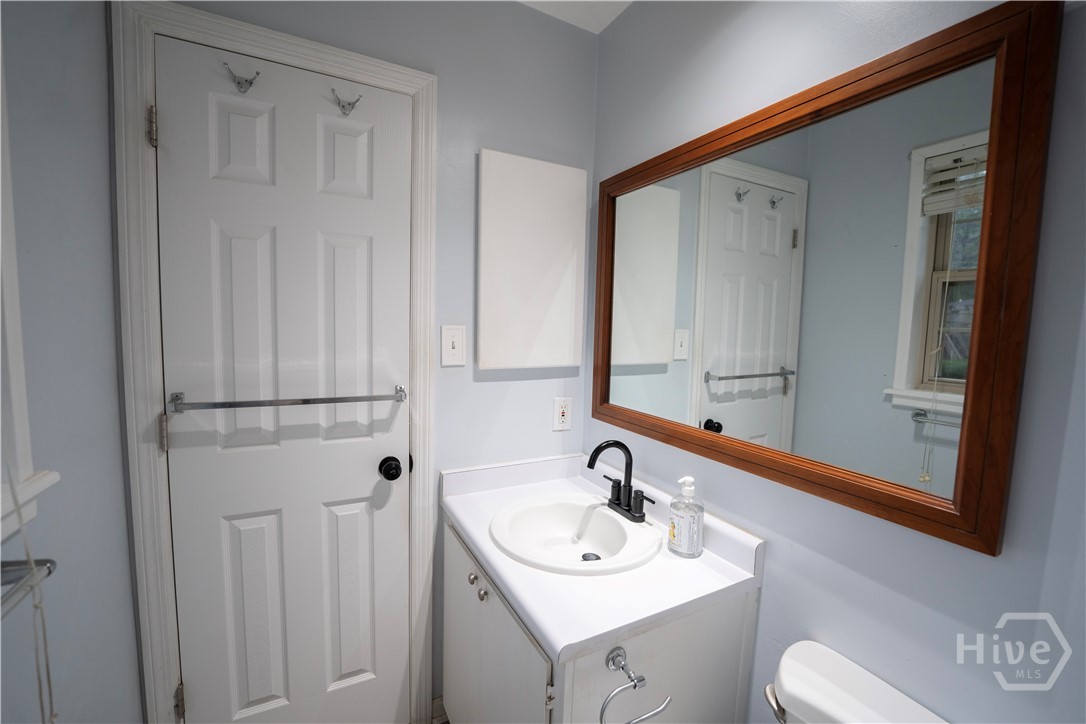 808 Birchwood Road Savannah, GA 31419 - Photo 14 of 27