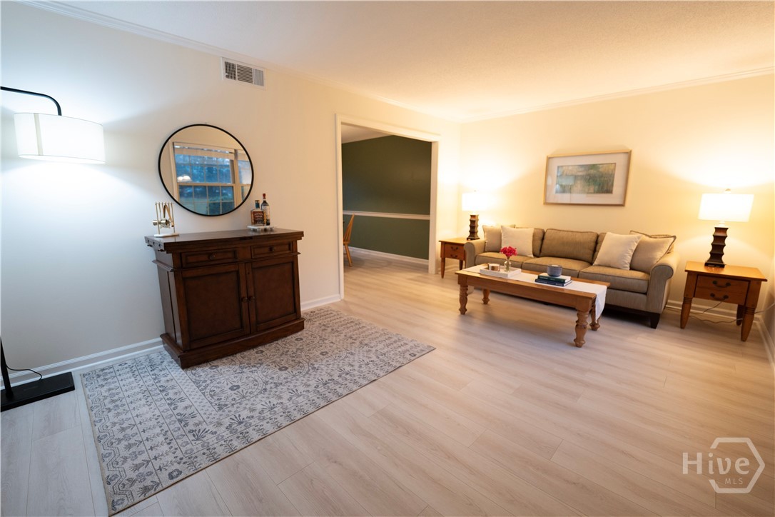 808 Birchwood Road Savannah, GA 31419 - Photo 6 of 27