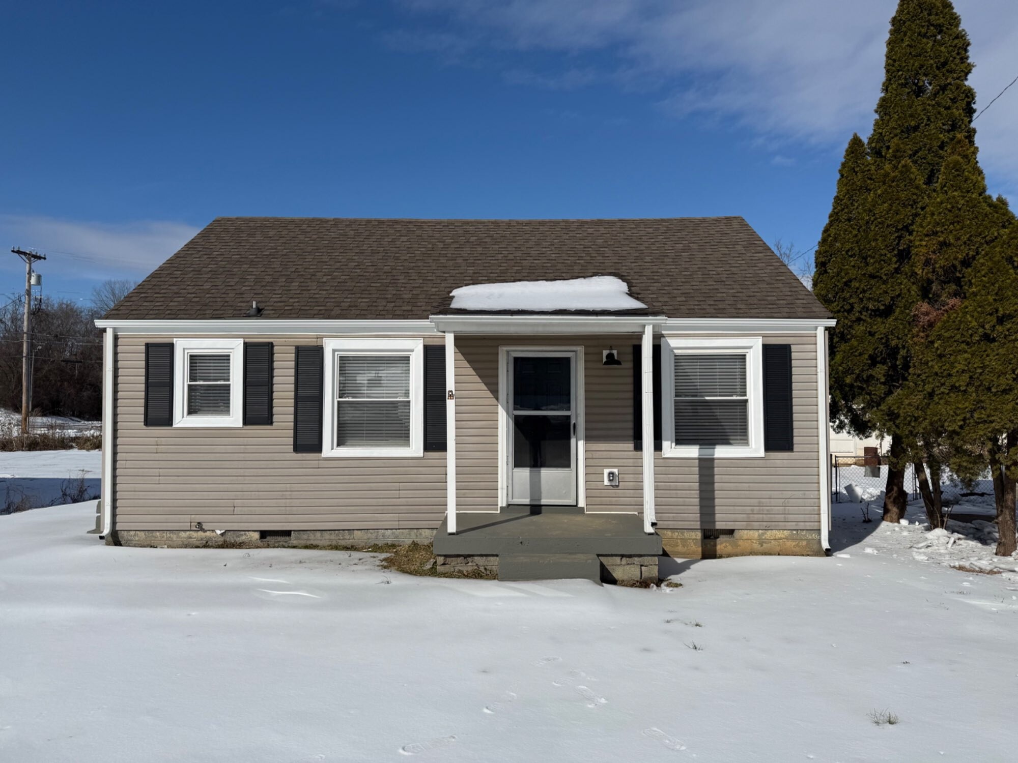 15 Maple Street Clarksville, TN 37042 - Photo 1 of 14