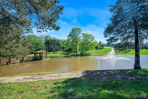 $145,000 | 154 Beard Drive, Unit A, Eureka, MO 63025