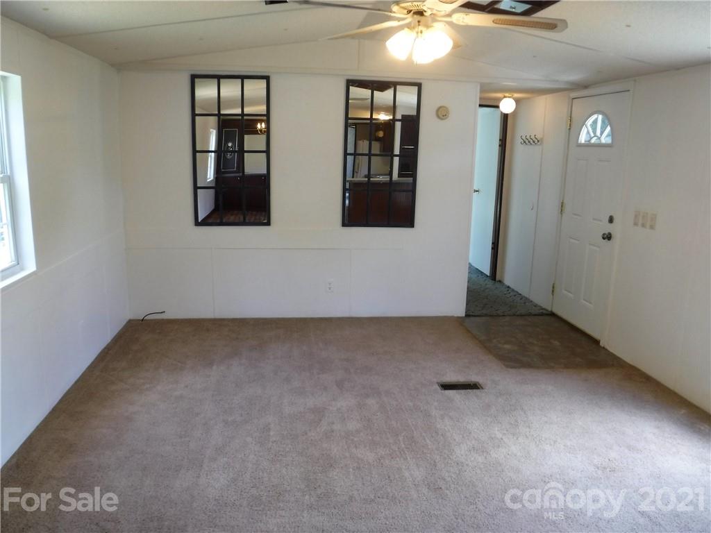364 Whiteside Road Rutherfordton, NC 28139 - Photo 7 of 28 Gallery Image 7