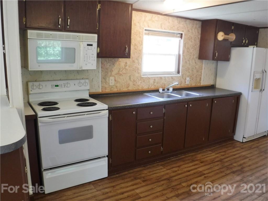 364 Whiteside Road Rutherfordton, NC 28139 - Photo 9 of 28 Gallery Image 9