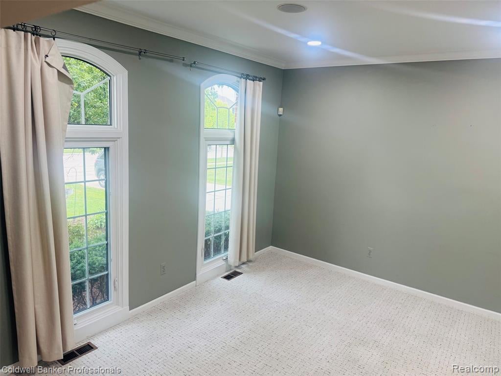 171 Millstone Road Troy, MI 48084 - Photo 11 of 43 Gallery Image 11