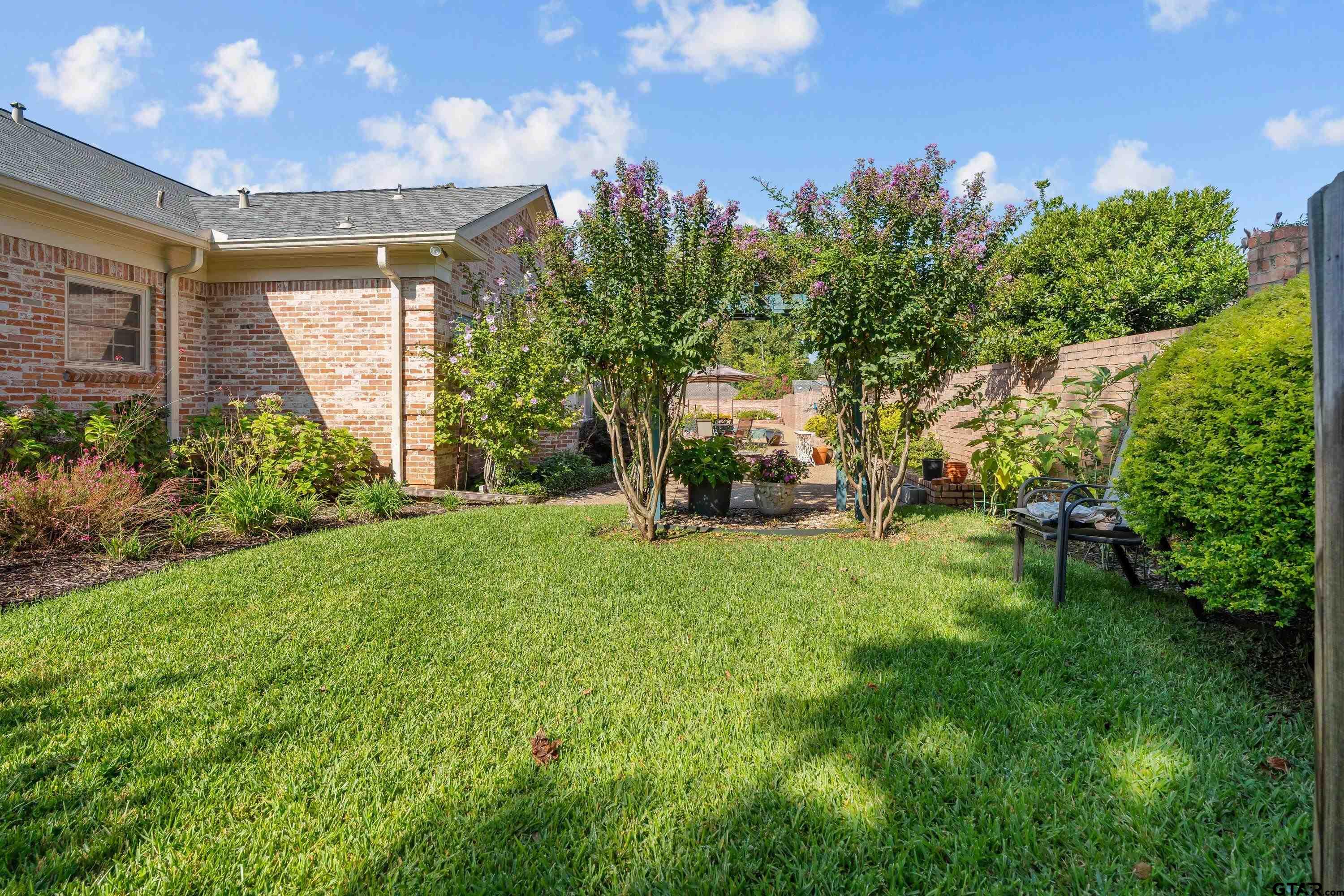 121 Fair Lane Tyler, TX 75701 - Photo 45 of 46 a view of a yard in front of house