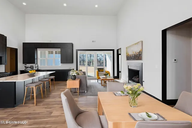 $659,900 | 5199 Brook Lane, Hernando, MS 38632