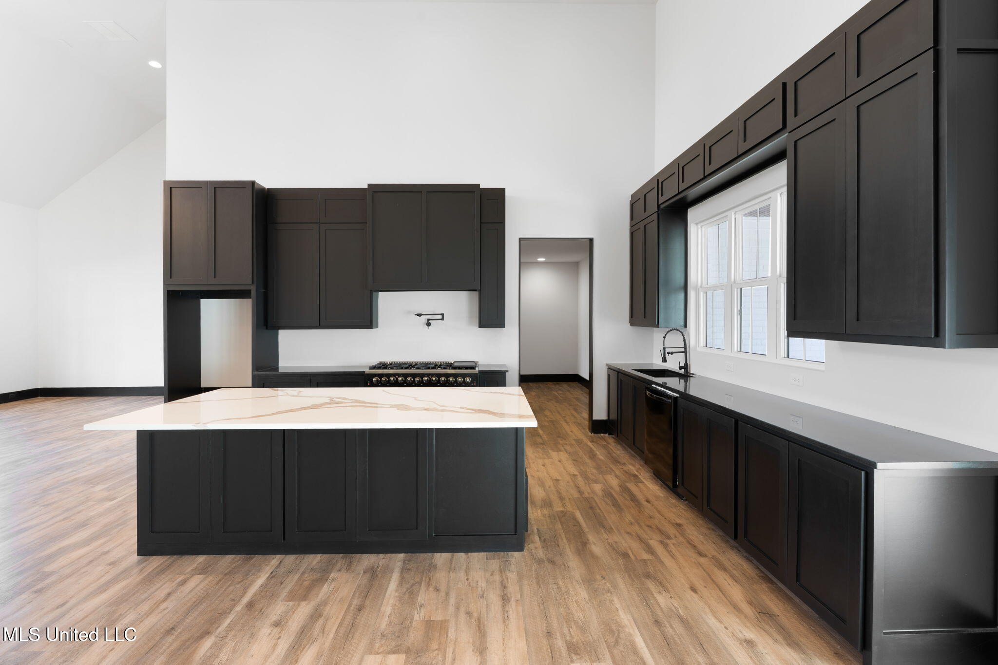 5199 Brook Lane Hernando, MS 38632 - Photo 17 of 47 Kitchen