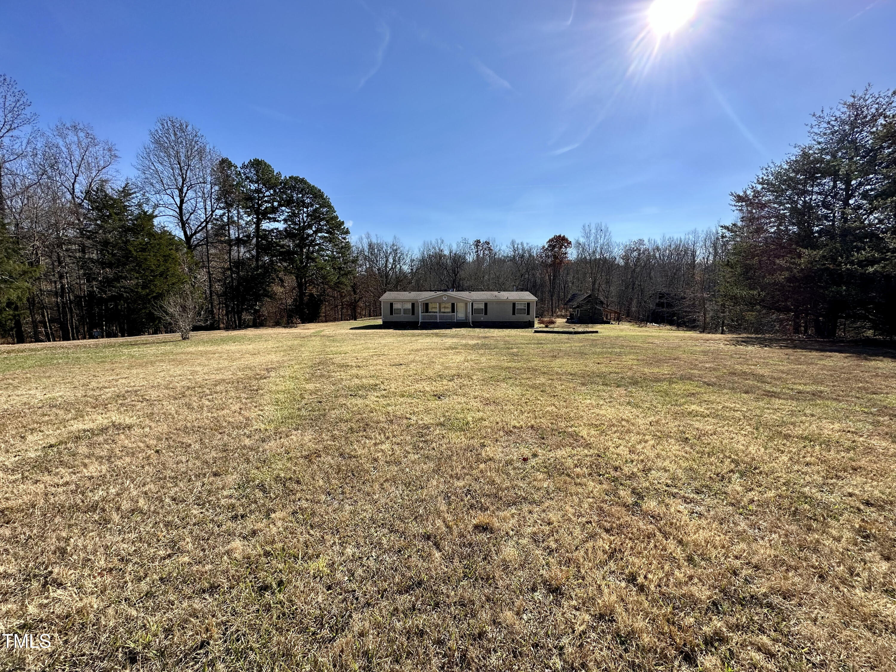 3874 Smith Road Burlington, NC 27215 - Photo 3 of 22 IMG_0176