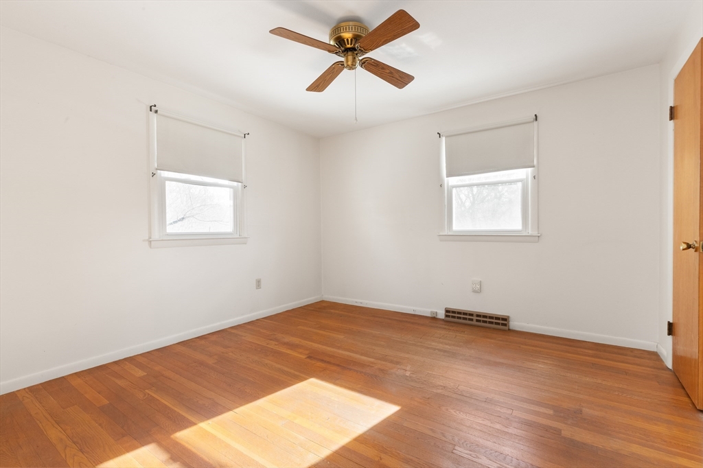 23 School Street Rowley, MA 01969 - Photo 16 of 28