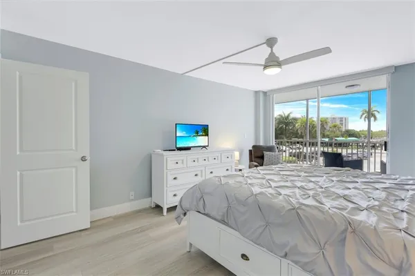 $6,000 | 5 Bluebill Avenue, Unit 210, Naples, FL 34108