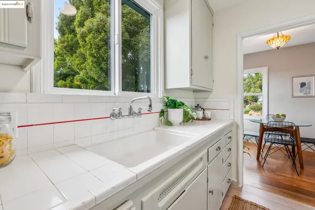 $729,000 | 5634 Burlingame Avenue, Richmond, CA 94804