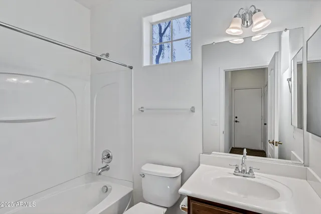 $1,800 | 10132 East Isleta Avenue, Mesa, AZ 85209