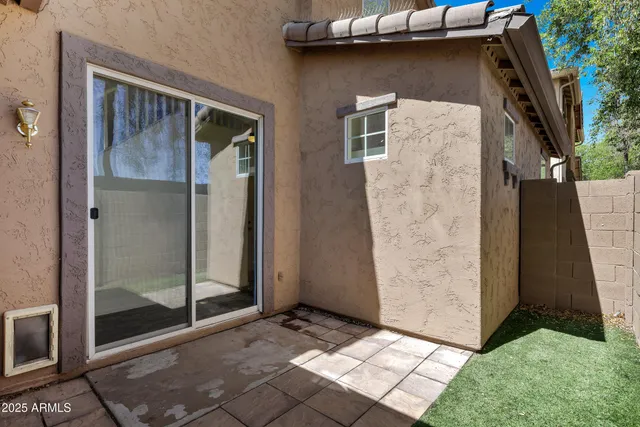 $1,800 | 10132 East Isleta Avenue, Mesa, AZ 85209