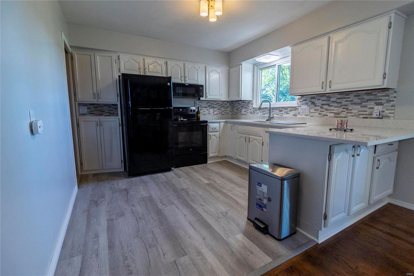 2447 Morrison Road Granite City, IL 62040 - Photo 7 of 21 Gallery Image 7