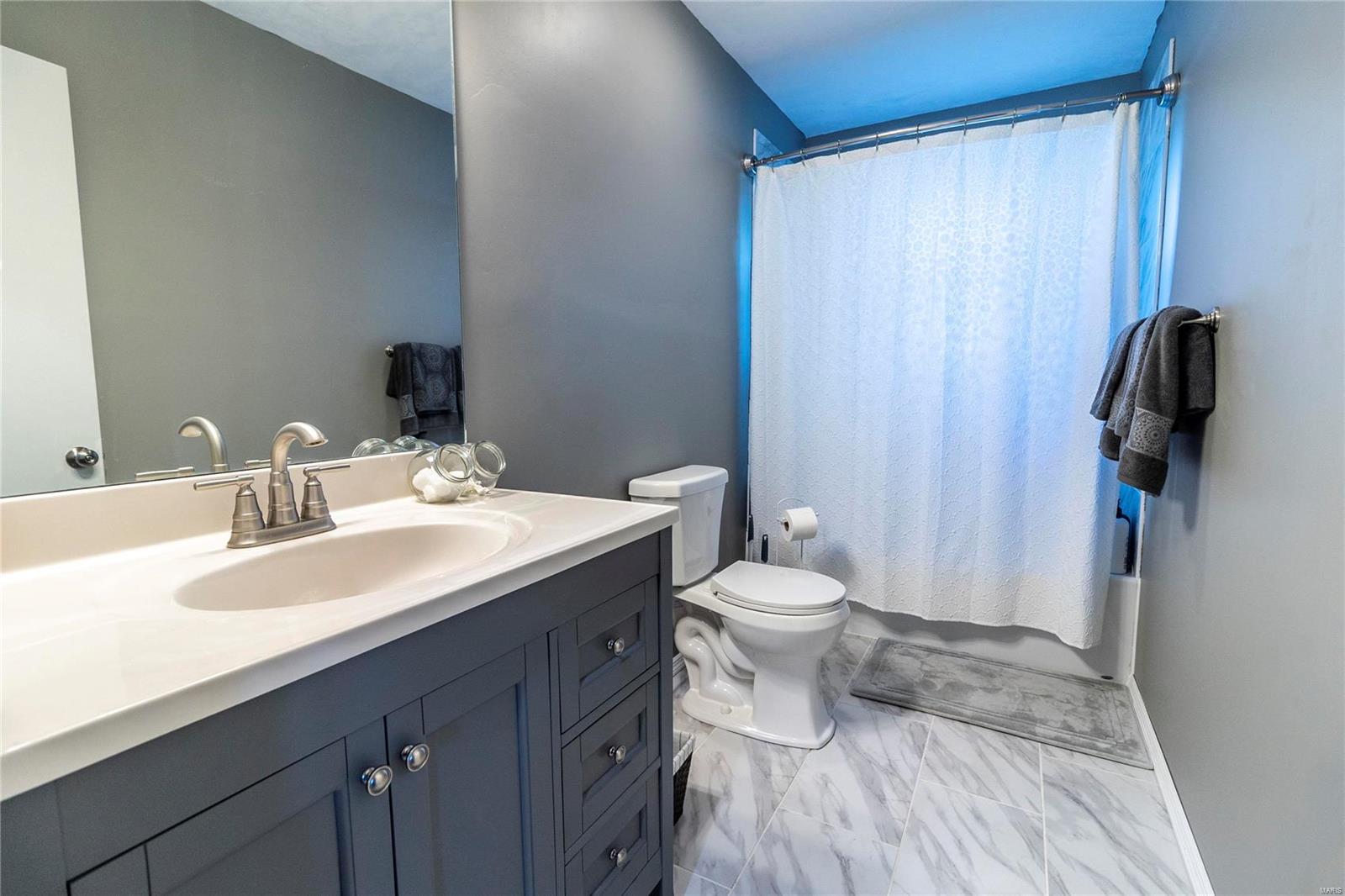 2447 Morrison Road Granite City, IL 62040 - Photo 10 of 21 Gallery Image 10