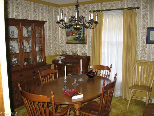 3513 Edgefield Road Greensboro, NC 27409 - Photo 6 of 7 Other.