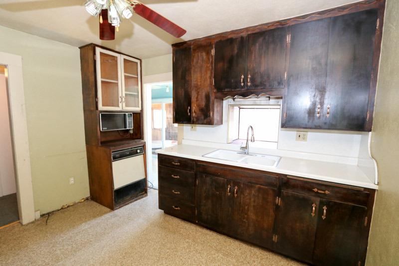 914 E Street Reedley, CA 93654 - Photo 9 of 10 Gallery Image 9