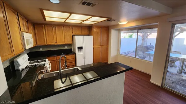 $3,200 | 332 Cavalla Street, Henderson, NV 89074