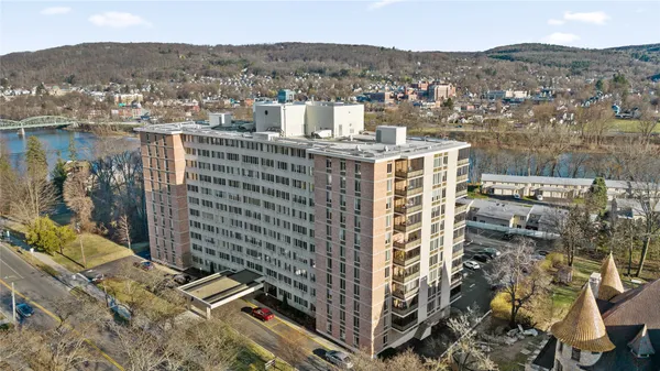 $129,000 | 5 Riverside Drive, Unit 709, Binghamton, NY 13905