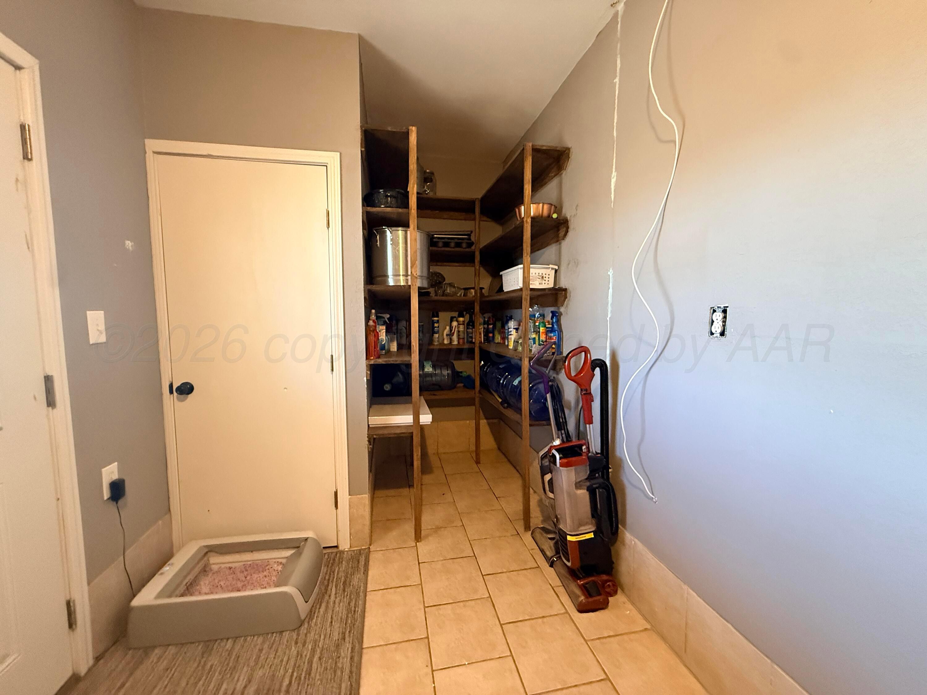 5496 West Rd R Dumas, TX 79029 - Photo 18 of 40 Utility Room