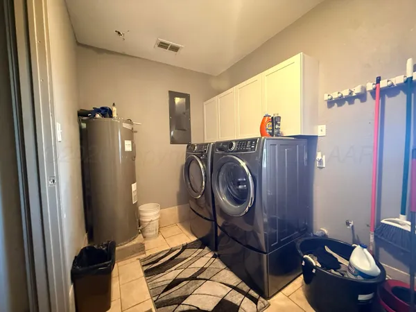 $490,000 | 5496 West Rd R, Dumas, TX 79029