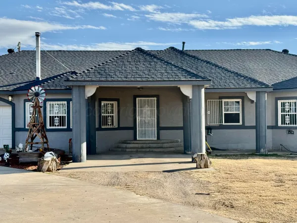$490,000 | 5496 West Rd R, Dumas, TX 79029