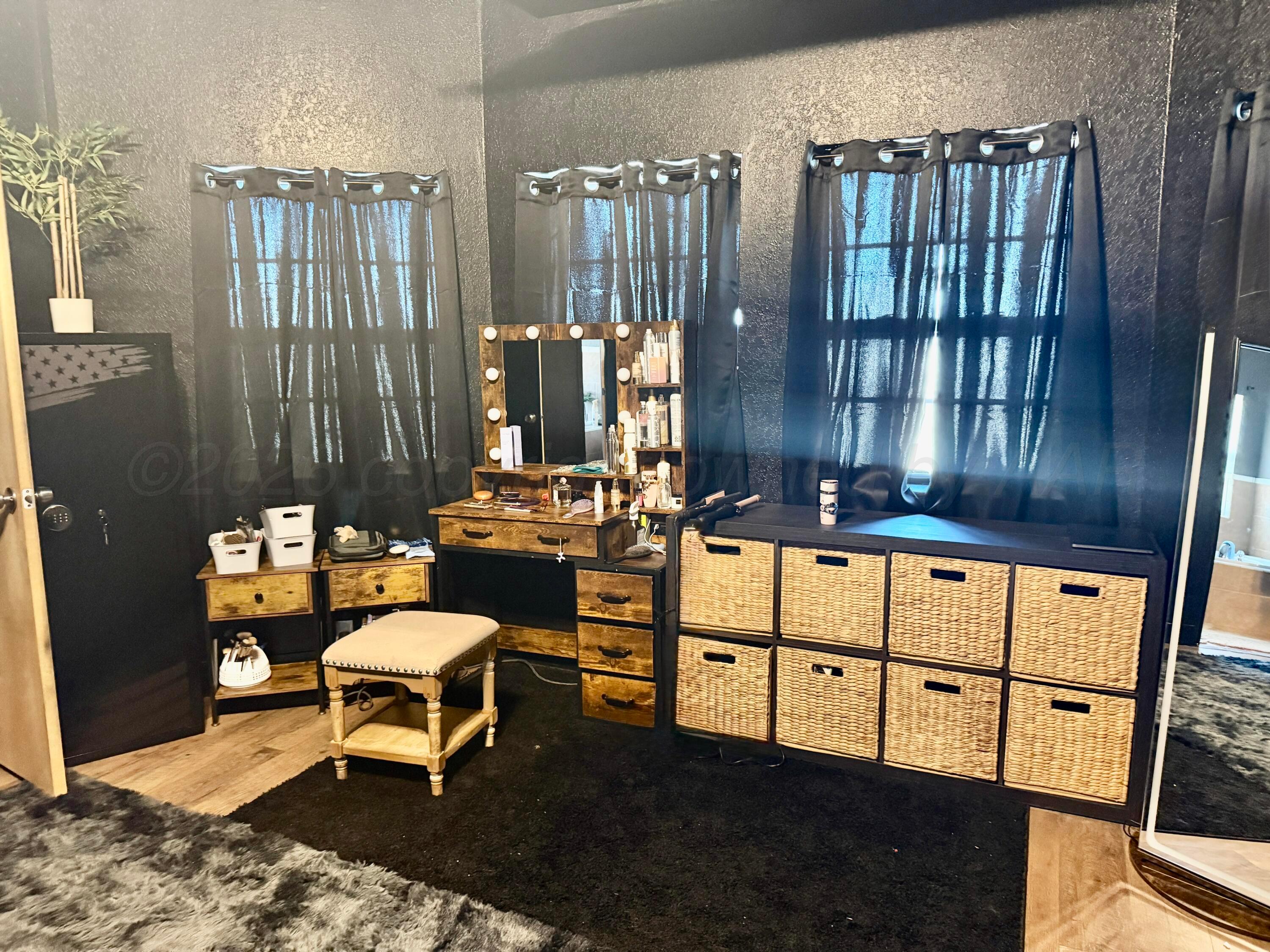 5496 West Rd R Dumas, TX 79029 - Photo 24 of 40 Bedroom 2