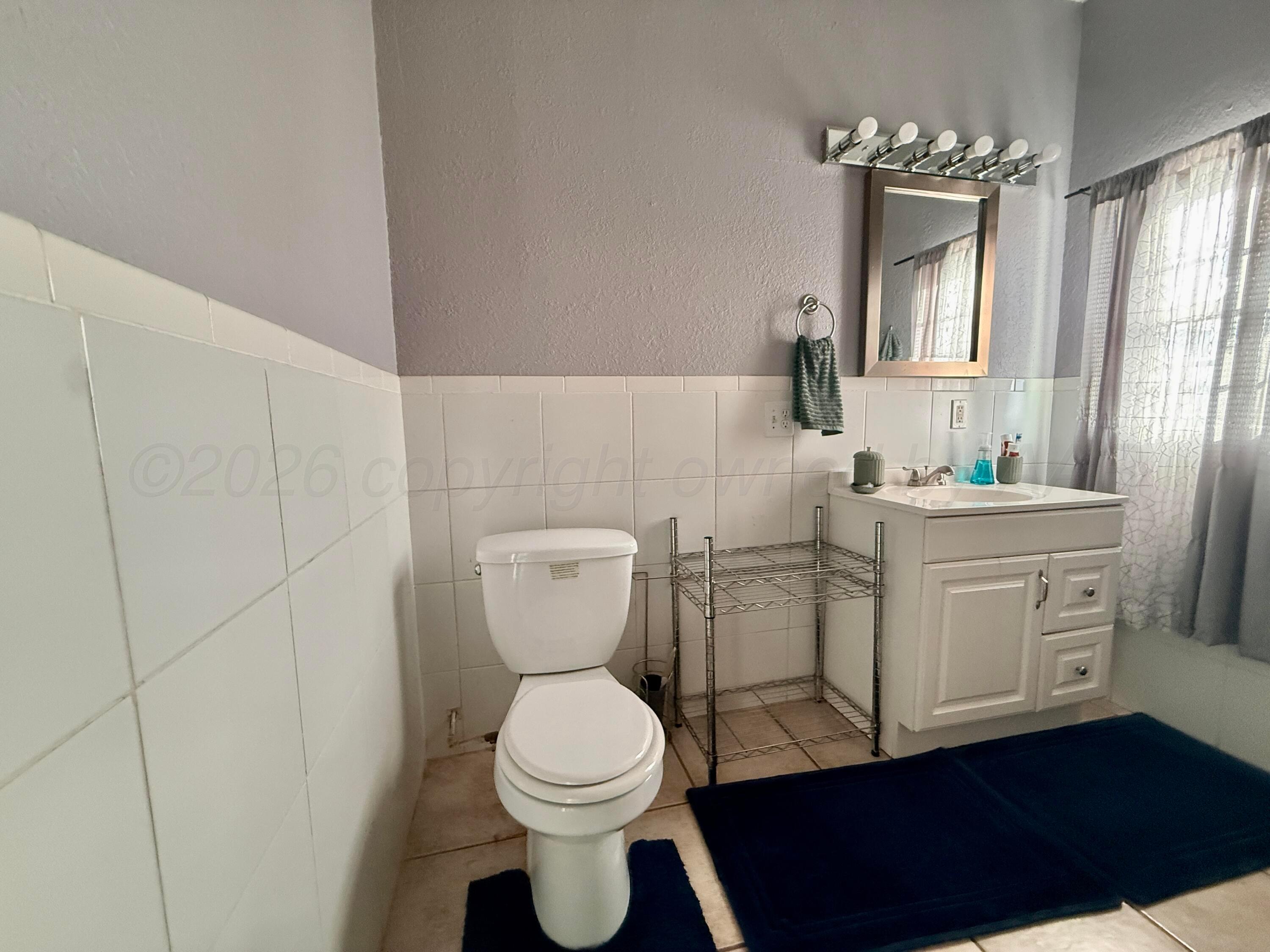 5496 West Rd R Dumas, TX 79029 - Photo 32 of 40 Bathroom 3