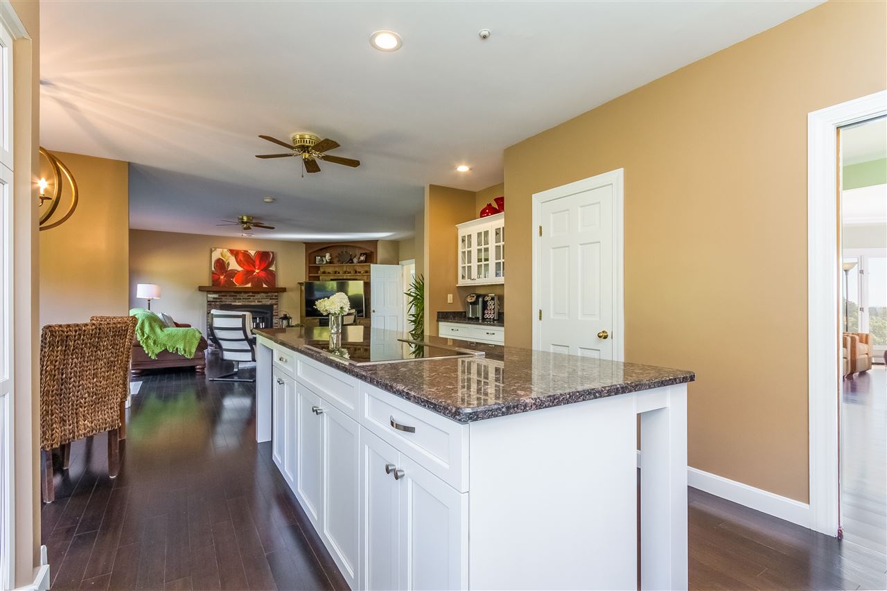 492 Mountain Road Goffstown, NH 03045 - Photo 11 of 36
