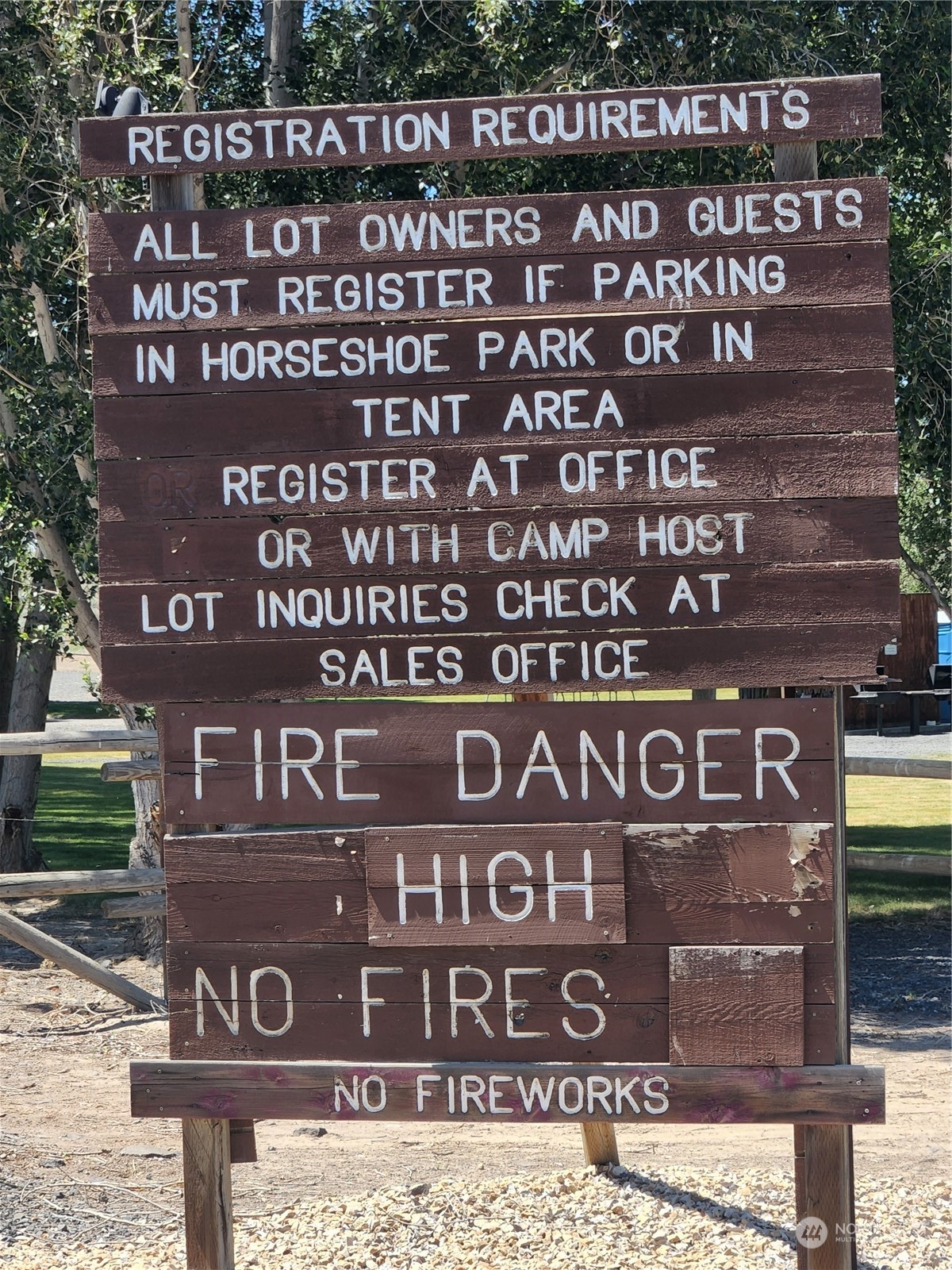 565 Snaffle Court Ephrata, WA 98823 - Photo 26 of 40 a view of a sign board