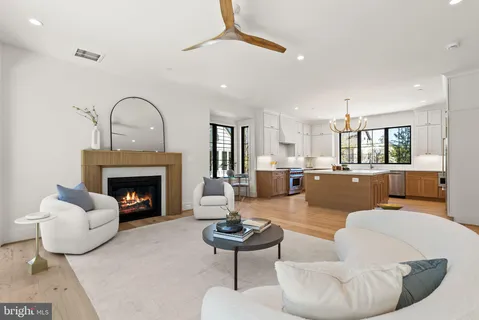 $2,895,000 | 7800 Marion Lane, Bethesda, MD 20814