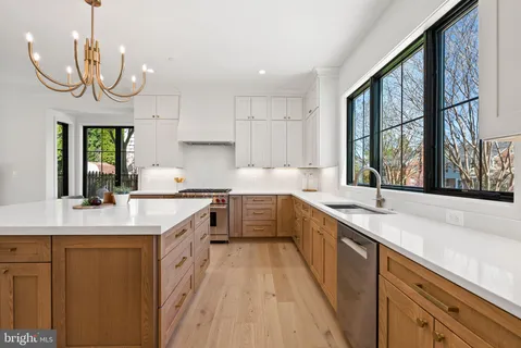 $2,895,000 | 7800 Marion Lane, Bethesda, MD 20814