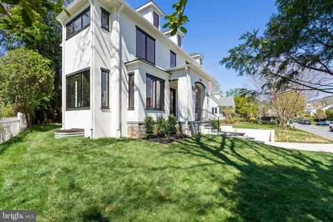 $2,895,000 | 7800 Marion Lane, Bethesda, MD 20814