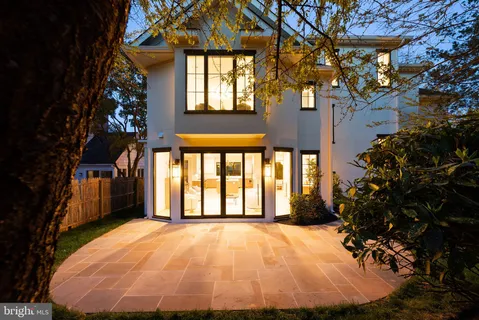 $2,895,000 | 7800 Marion Lane, Bethesda, MD 20814